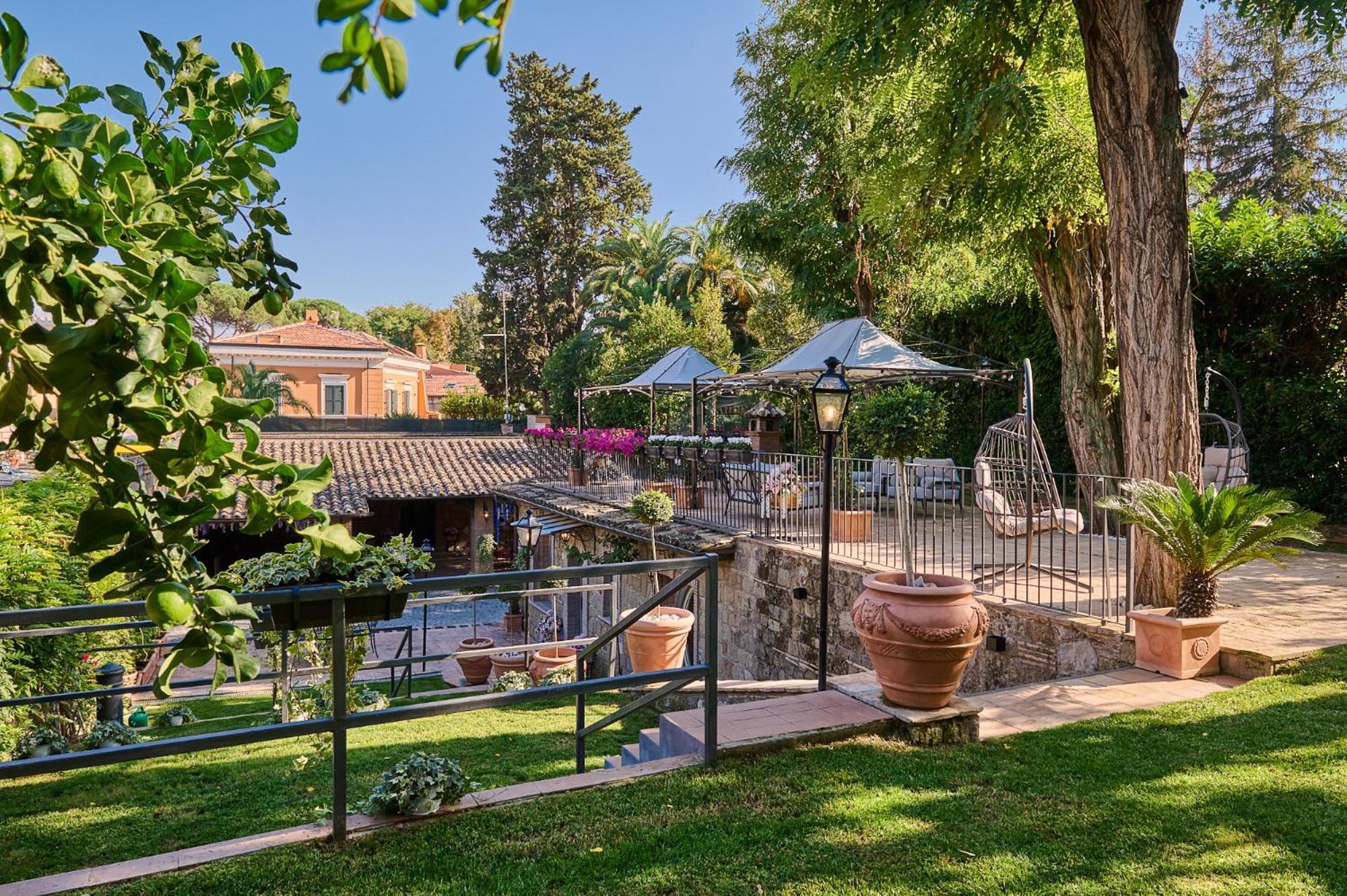Domus Luxury Gianicolo Villa Rome Exterior photo